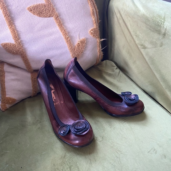 hispanitas Shoes - Hispanitas genuine chocolate brown buttery leather heels